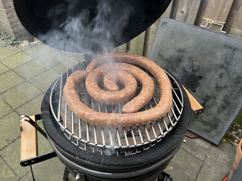 Afbeeldingslocatie: https://tweakers.net/i/cvZZrhcqvnK-KlivLshizGVjhVE=/800x/filters:strip_icc():strip_exif()/f/image/QII8QW7o0Lcil3nOOU5pmyJ4.jpg?f=fotoalbum_large