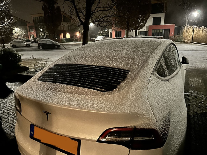 Afbeeldingslocatie: https://tweakers.net/i/cwCTpnNSUetUbiGndHJIVk_C3q8=/800x/filters:strip_icc():strip_exif()/f/image/FWfS9UIIeYBV37l33cPTk6o1.jpg?f=fotoalbum_large