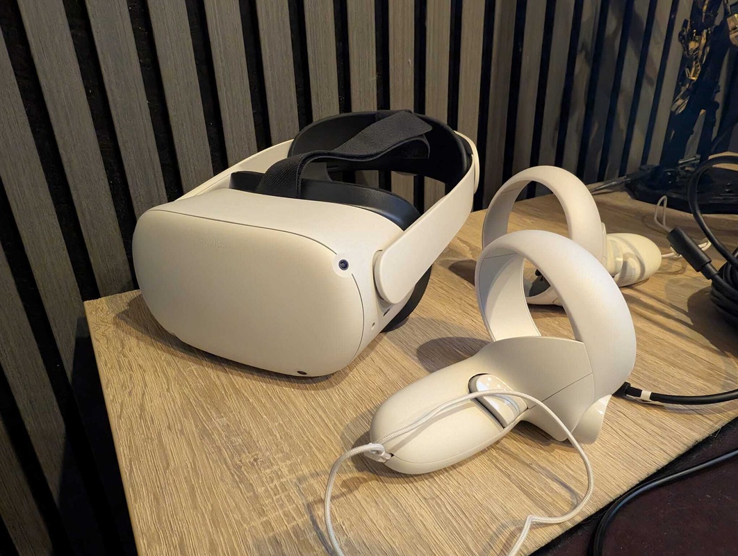 Quest 2 256GB VR Quest 2 256GB Advanced All-in-one VR Headset