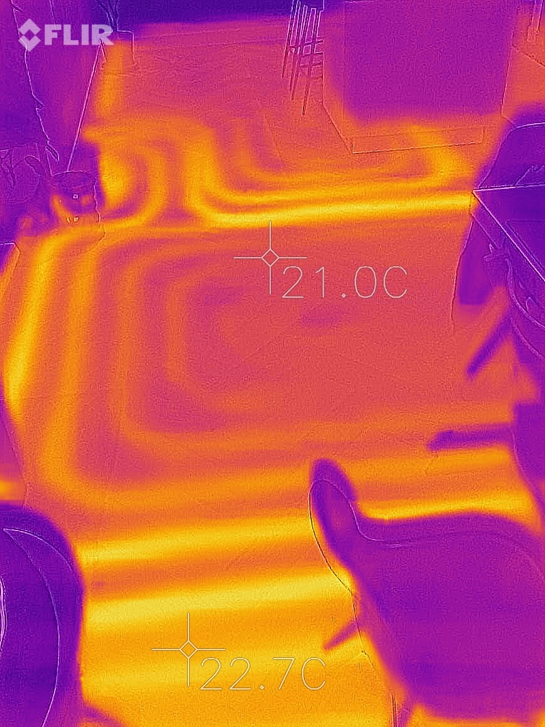 Afbeeldingslocatie: https://tweakers.net/i/d4gtoRdzRzdKPnFpxaRXClNyhio=/full-fit-in/4920x3264/filters:max_bytes(3145728):no_upscale():strip_icc():fill(white):strip_exif()/f/image/Fcn4BpivYaO4jdPD34PtJbvh.jpg?f=user_large