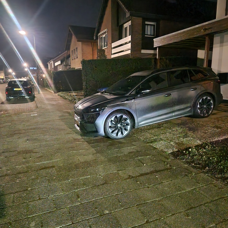 Afbeeldingslocatie: https://tweakers.net/i/d5_JrUojjcj6wpPb0Vlmk1G--QM=/800x/filters:strip_icc():strip_exif()/f/image/CUYXfQZ1VqxR7QGEdYBnzIpP.jpg?f=fotoalbum_large