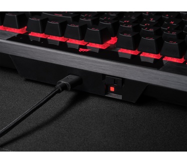 Corsair K70 RGB PRO