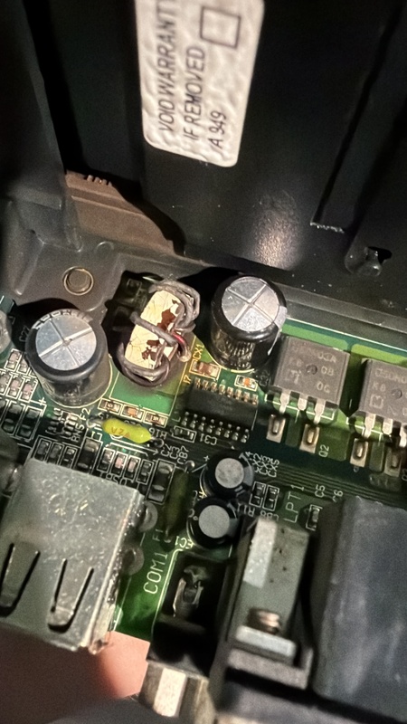 Afbeeldingslocatie: https://tweakers.net/i/d7SjubraHp82xxnls6hsMaxnJDM=/x800/filters:strip_icc():strip_exif()/f/image/mhdandXY7KJTfqIckj0lNkDw.jpg?f=fotoalbum_large