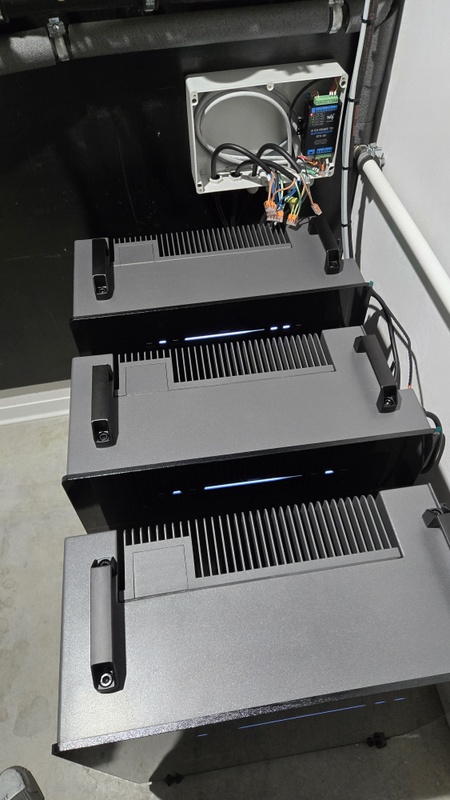 Afbeeldingslocatie: https://tweakers.net/i/d8xwsat35KhIsiP7slv0-MEb_L8=/x800/filters:strip_icc():strip_exif()/f/image/6MclcsQL7HzUAeSQ51VU8KGq.jpg?f=fotoalbum_large