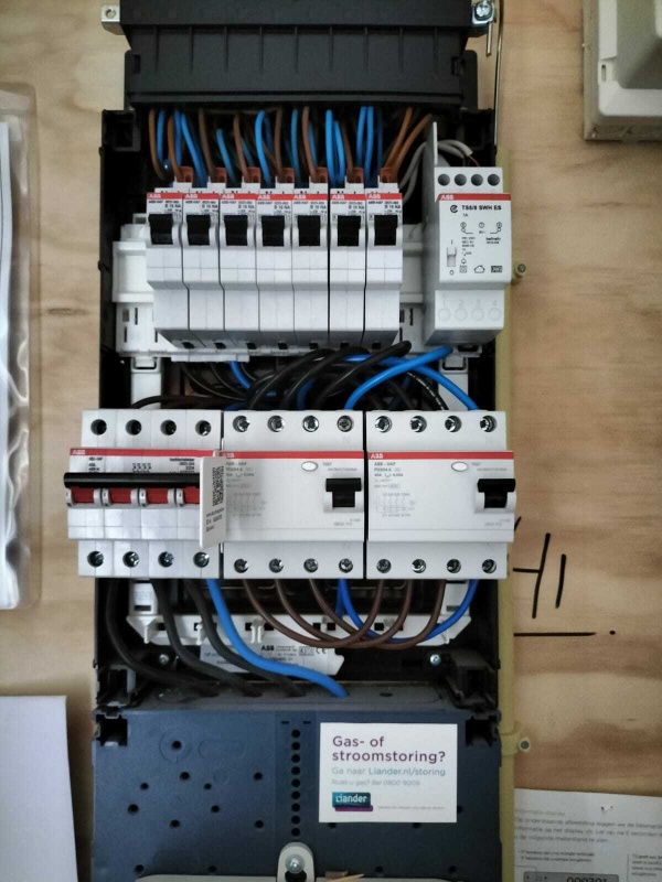 Afbeeldingslocatie: https://tweakers.net/i/d9m6KppY6pokVesaafd0kK5STdQ=/x800/filters:strip_icc():strip_exif()/f/image/49eD7V4Cnv7LBeUoZhw30SEA.jpg?f=fotoalbum_large