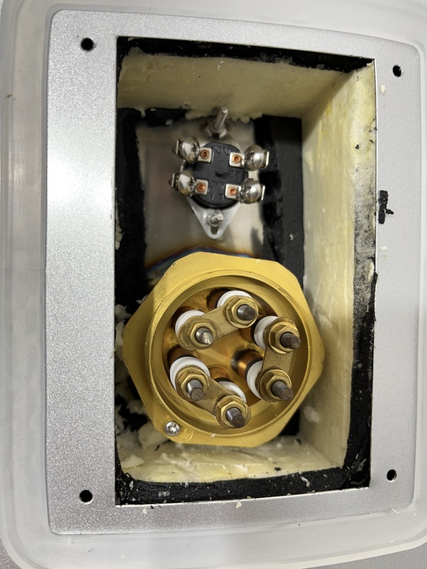 Afbeeldingslocatie: https://tweakers.net/i/dBQzEDn9BKJqrDSiI08dUvBqmp8=/x800/filters:strip_icc():strip_exif()/f/image/Rk9hfhxCsU42Qi06BTMOGqCV.jpg?f=fotoalbum_large