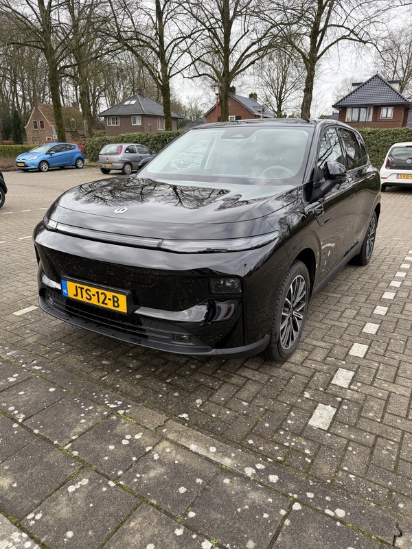 Afbeeldingslocatie: https://tweakers.net/i/dBfH68wHVLhsVZErTjcA6gm9EEg=/x800/filters:strip_icc():strip_exif()/f/image/nnpDahv0D575HgiZKuFnSsvj.jpg?f=fotoalbum_large