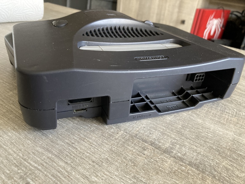 Afbeeldingslocatie: https://tweakers.net/i/dEInGKtd8PN7FZ949A47d4zGr18=/800x/filters:strip_icc():strip_exif()/f/image/wl33Qk2IVZGGgcjNFtIUByv6.jpg?f=fotoalbum_large