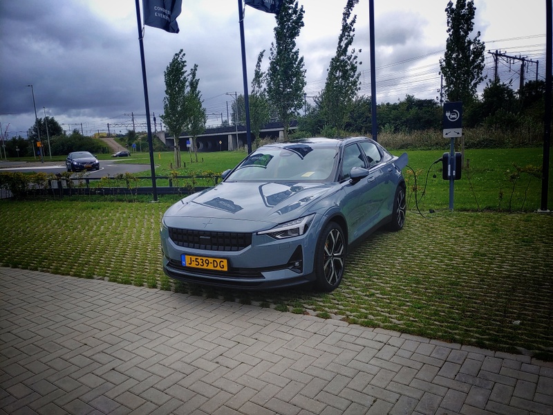 Afbeeldingslocatie: https://tweakers.net/i/dFHOv57yGb5yvMv7aaWeiMM7Whw=/800x/filters:strip_icc():strip_exif()/f/image/zWJ1uU6ClzEp0l8wrox886o5.jpg?f=fotoalbum_large