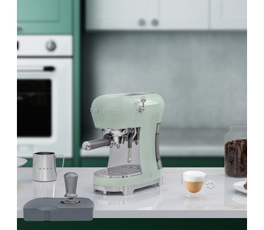 Smeg ECF02PGEU
