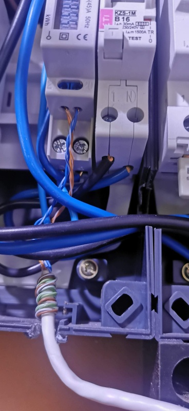 Afbeeldingslocatie: https://tweakers.net/i/dGBU1TkZDapkJi2gG-ch88F51cY=/x800/filters:strip_icc():strip_exif()/f/image/kUXSp1IWxWjGGyafOwrmkMn3.jpg?f=fotoalbum_large