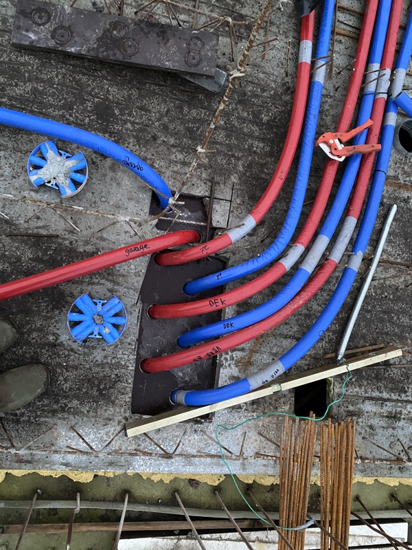 Afbeeldingslocatie: https://tweakers.net/i/dGS_yAQcxKqJpH5edMoyq7hsg6s=/x800/filters:strip_icc():strip_exif()/f/image/ETcwZK9SHK3kH9e6LGzjQBiy.jpg?f=fotoalbum_large