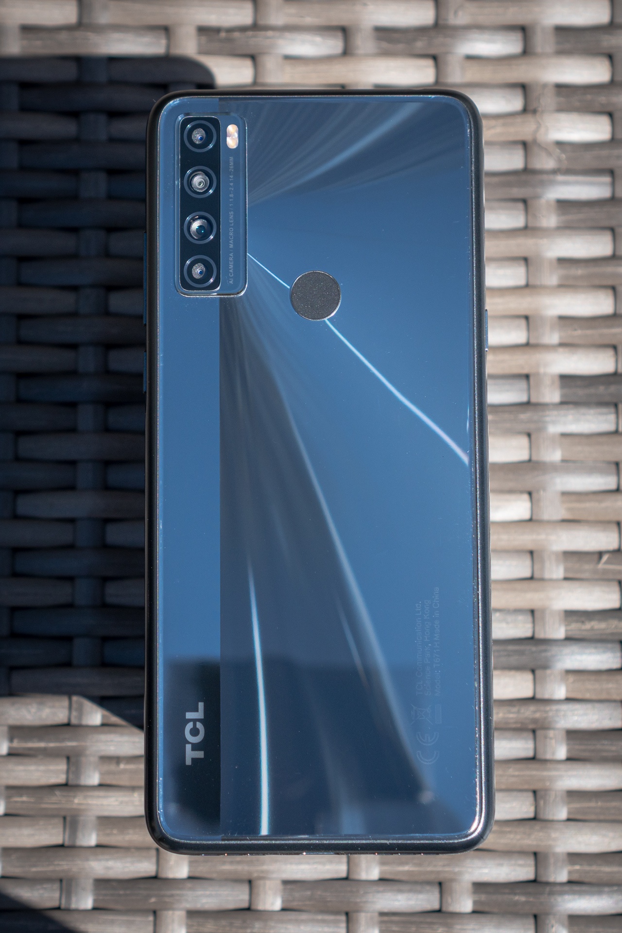 TCL 20 SE en 20 5G Review - Fotogalerij en specificaties - Tweakers