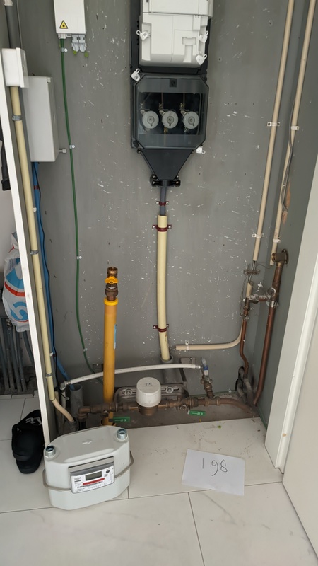 Afbeeldingslocatie: https://tweakers.net/i/dJ1Qi3tDgawm1IkDu_7Q-OIampo=/x800/filters:strip_icc():strip_exif()/f/image/K5wwX0mvEMmJb6K659V9K7lV.jpg?f=fotoalbum_large