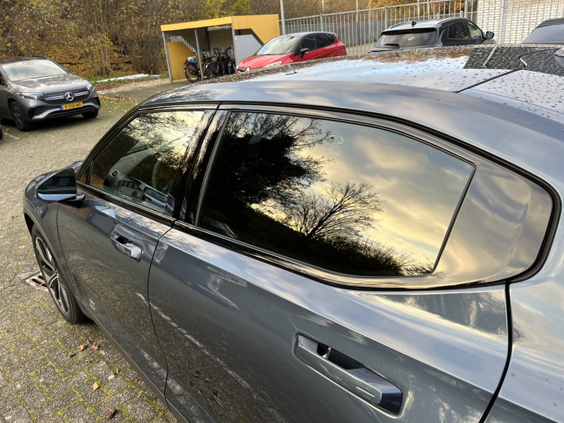 Afbeeldingslocatie: https://tweakers.net/i/dK17Z6tbGXQAg5hLz5sgAF_OwWA=/800x/filters:strip_icc():strip_exif()/f/image/qcHqm2963hyyrQ0G9EdwgZVC.jpg?f=fotoalbum_large