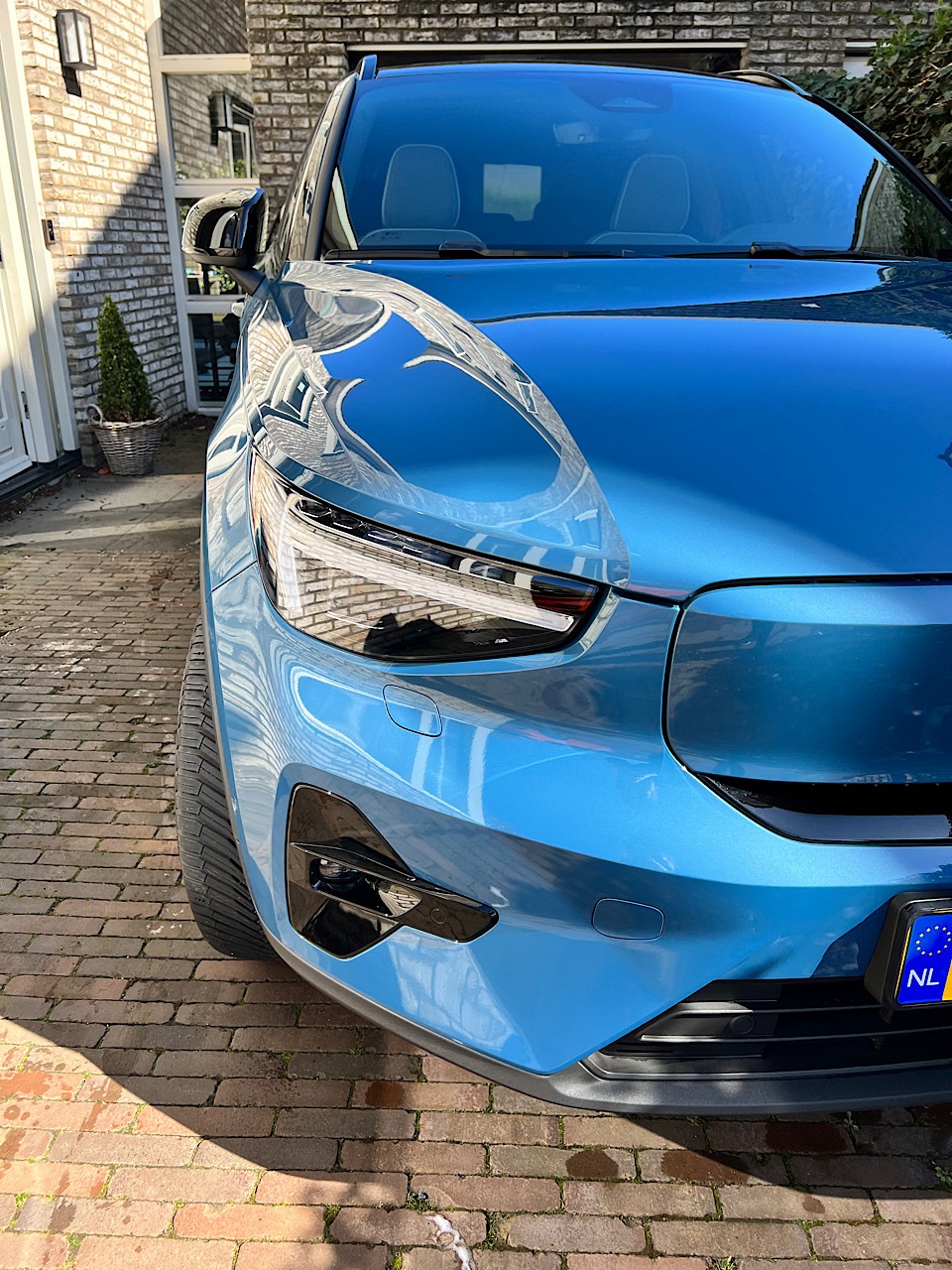 Afbeeldingslocatie: https://tweakers.net/i/dK_vRuPHaUXNOWuCuINu5P3EM5I=/full-fit-in/4920x3264/filters:max_bytes(3145728):no_upscale():strip_icc():fill(white):strip_exif()/f/image/LKKlIeTCaV8O3LqHtwI88Hfs.jpg?f=user_large