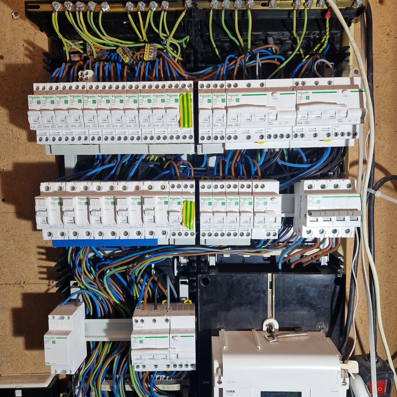 Afbeeldingslocatie: https://tweakers.net/i/dKyqExZ6LKyxkSo7W5v7VAoMqBY=/800x/filters:strip_icc():strip_exif()/f/image/DzB0Ta5gAiBvGrrir3UOTEB2.jpg?f=fotoalbum_large