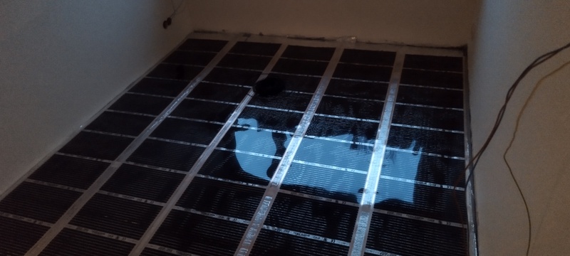 Afbeeldingslocatie: https://tweakers.net/i/dNmISMhz9pUTWplKyc0szj2gKBY=/800x/filters:strip_icc():strip_exif()/f/image/lvjhXxMWWZk5b9SBkPmGJjck.jpg?f=fotoalbum_large