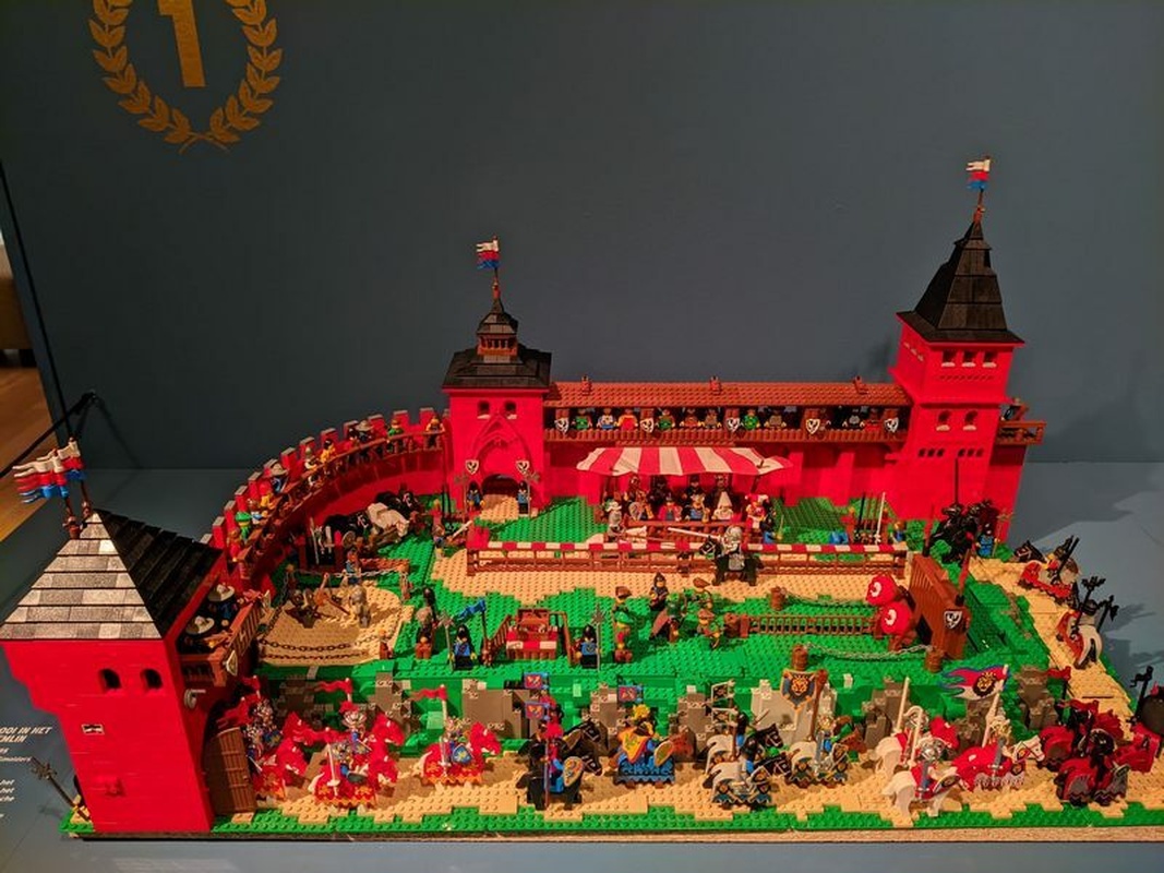 Afbeeldingslocatie: https://tweakers.net/i/dQ2g0YFb_ZhI5LXDdWE2_eOvb2w=/full-fit-in/4920x3264/filters:max_bytes(3145728):no_upscale():strip_icc():fill(white):strip_exif()/f/image/4WJLeaM5LSuHrmU1rfE8qwGn.jpg?f=user_large