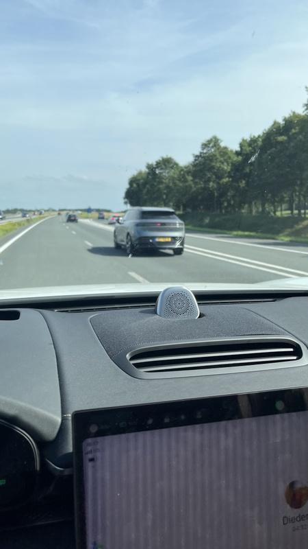 Afbeeldingslocatie: https://tweakers.net/i/dSGW3Xf24K5QtyN7b1vXJvq2j_Q=/x800/filters:strip_icc():strip_exif()/f/image/w8wYBBszjbsam1Zx8PCzqfjR.jpg?f=fotoalbum_large