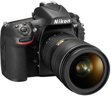 Nikon D810 AF-S 24-120mm f/4 VR Kit