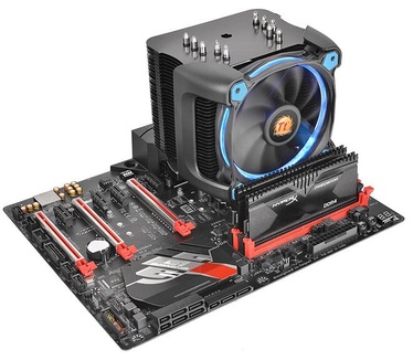 Thermaltake Riing Silent 12 Pro