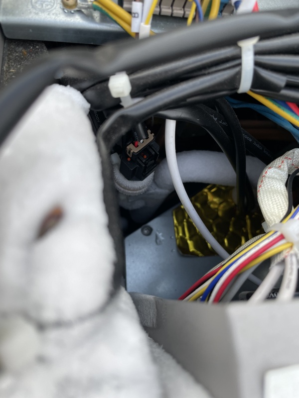 Afbeeldingslocatie: https://tweakers.net/i/dWb3nkK_593zmIocfj8PmpA_SEE=/x800/filters:strip_icc():strip_exif()/f/image/ncFgGMtRqrceIn0eCHe4nOS6.jpg?f=fotoalbum_large