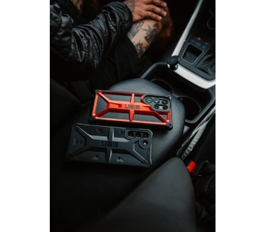 Urban Armor Gear 213427114040