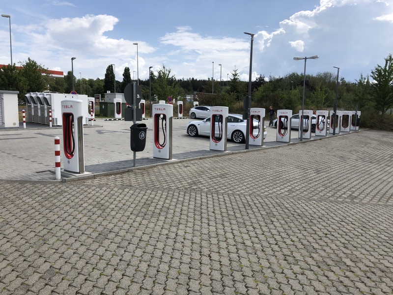 Afbeeldingslocatie: https://tweakers.net/i/dZclmrZNqtKVsjaegLdIM2G3Jgk=/800x/filters:strip_icc():strip_exif()/f/image/G6OW64tazxHxX3LkBO1kLBUs.jpg?f=fotoalbum_large