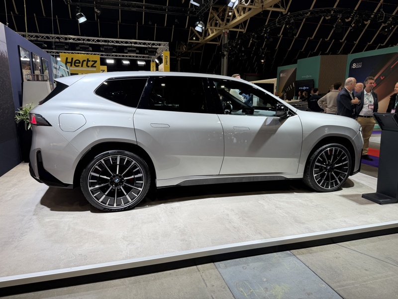 Afbeeldingslocatie: https://tweakers.net/i/daVkADWyG6DsPkM4Ks6kXsE3K3w=/800x/filters:strip_icc():strip_exif()/f/image/ECERx2wUQ8zvChboJHDMDVAW.jpg?f=fotoalbum_large