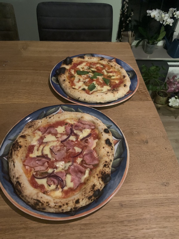 Afbeeldingslocatie: https://tweakers.net/i/dancqYzSAZqo0DFI5XM9jWFWRYk=/x800/filters:strip_icc():strip_exif()/f/image/SgZIsdX3uim0VPctIzm7Cidf.jpg?f=fotoalbum_large