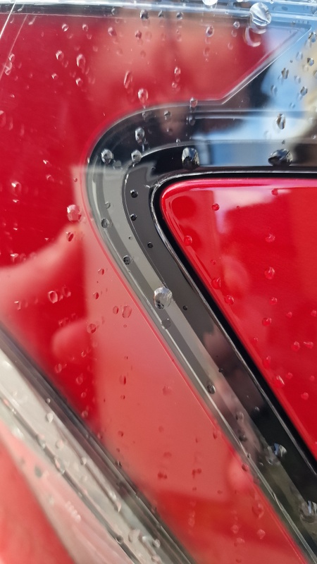 Afbeeldingslocatie: https://tweakers.net/i/dfwZXGCRHjR1l-BYGcXJ1I5g0PA=/x800/filters:strip_icc():strip_exif()/f/image/JvW3L6xfnhVuvCyUtEddf3w3.jpg?f=fotoalbum_large