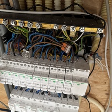 Afbeeldingslocatie: https://tweakers.net/i/dhGl8RKhrcrh3K_Uqt_5FOnXLho=/232x232/filters:strip_icc():strip_exif()/f/image/ZCLOdQqpO5dQs9GKMFDiTqlD.jpg?f=fotoalbum_tile