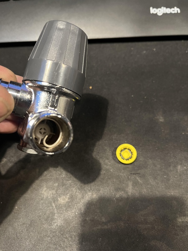 Afbeeldingslocatie: https://tweakers.net/i/dm4_sMODU1wmGm-5fqX1Rx0s2Tw=/x800/filters:strip_icc():strip_exif()/f/image/58xX0Gjuxa7N8hGHBWrUWBBt.jpg?f=fotoalbum_large