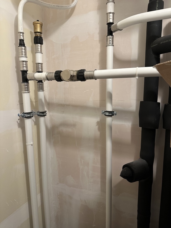 Afbeeldingslocatie: https://tweakers.net/i/doSVEgSGkB6PVDGjwkwtA3LbPSc=/x800/filters:strip_icc():strip_exif()/f/image/PoSK8AyUg2HVLTi8WrDohppW.jpg?f=fotoalbum_large