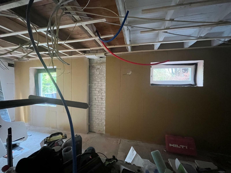 Afbeeldingslocatie: https://tweakers.net/i/donuhDz4tj8h39M0zQISjFN4FpM=/800x/filters:strip_icc():strip_exif()/f/image/PdxfOiSVChLXF1nMgsddlb29.jpg?f=fotoalbum_large