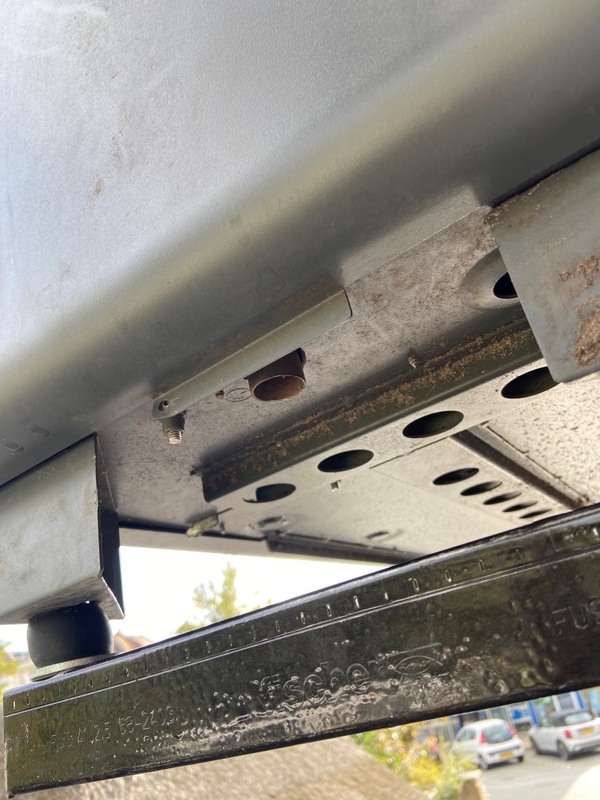 Afbeeldingslocatie: https://tweakers.net/i/dozi98cqq6gFtynpJWV4xxBpqmU=/x800/filters:strip_icc():strip_exif()/f/image/olFH7kAwdYi4bF6iTNUv5B2h.jpg?f=fotoalbum_large