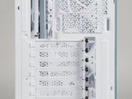 Corsair 3200D buitenkant