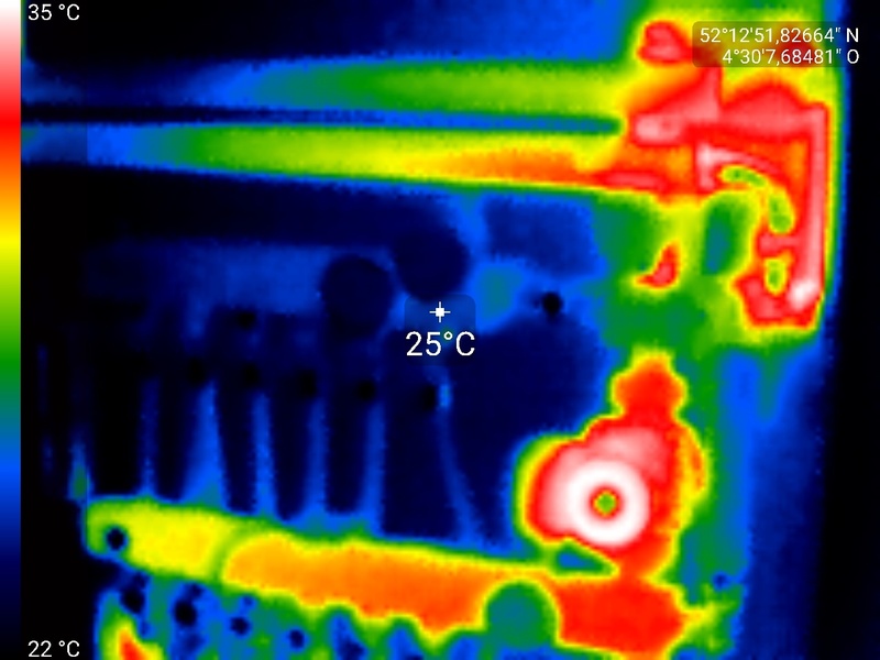 Afbeeldingslocatie: https://tweakers.net/i/dwnipWeYHO4KoAsgX7JCqIjkhNY=/800x/filters:strip_icc():strip_exif()/f/image/QDcoj91LkVcpQMhUEmf9s3iE.jpg?f=fotoalbum_large