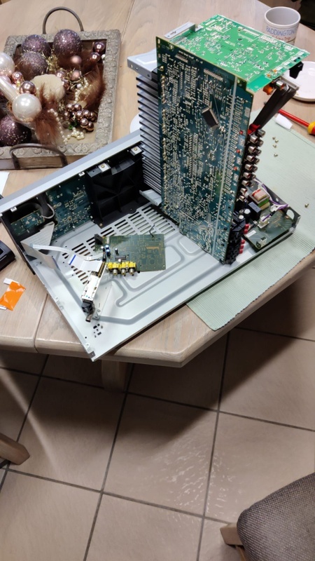 Afbeeldingslocatie: https://tweakers.net/i/dxSM909NkEzF4MMD0FHcFcmxK0g=/x800/filters:strip_icc():strip_exif()/f/image/WS2c5GercnQi7bzAoe0UfjYD.jpg?f=fotoalbum_large