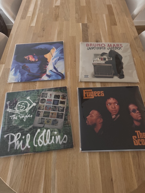 Afbeeldingslocatie: https://tweakers.net/i/e-BWPcV_R2awPKmrmObJp9mFVbQ=/x800/filters:strip_icc():strip_exif()/f/image/qMlSKqVQQENcXlc9SIw7FlGW.jpg?f=fotoalbum_large