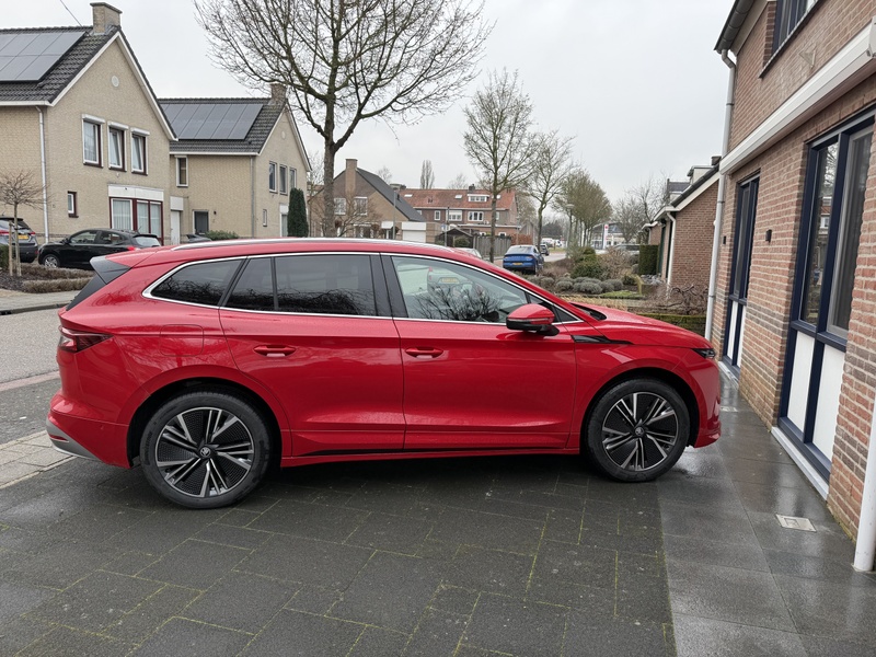 Afbeeldingslocatie: https://tweakers.net/i/e-r0PQFf-55EXEafc3dtE8K1mJo=/800x/filters:strip_icc():strip_exif()/f/image/ZOtnd9ibY55tx6jSsJecSudB.jpg?f=fotoalbum_large