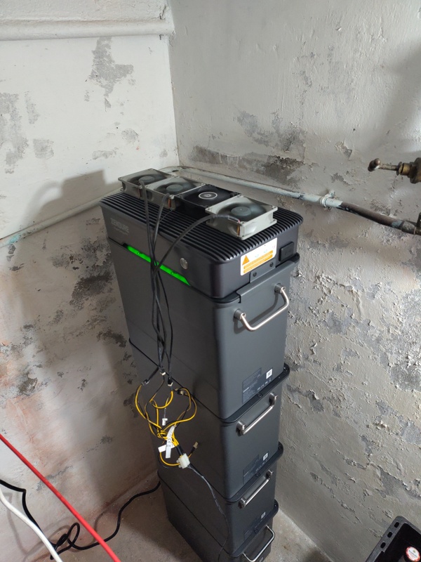 Afbeeldingslocatie: https://tweakers.net/i/e1Kg-4GEwkbD8m6EQt8J_7-VC4c=/x800/filters:strip_icc():strip_exif()/f/image/Ur5xrcQmkG6ngxqDnlA1Ucpw.jpg?f=fotoalbum_large