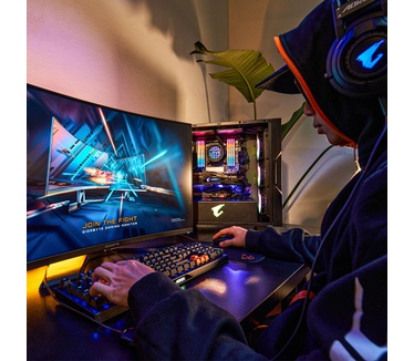 Gigabyte G32QC A Zwart