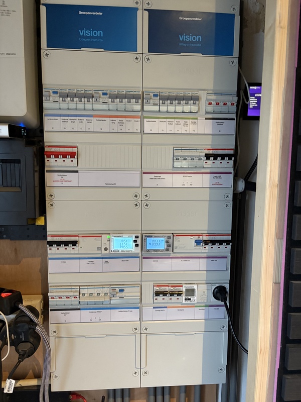 Afbeeldingslocatie: https://tweakers.net/i/e3vBH_8e8uOS56-aD5IoP3t2Hd8=/x800/filters:strip_icc():strip_exif()/f/image/e1CxB4vUwFmFJh0yO2a2QHNY.jpg?f=fotoalbum_large