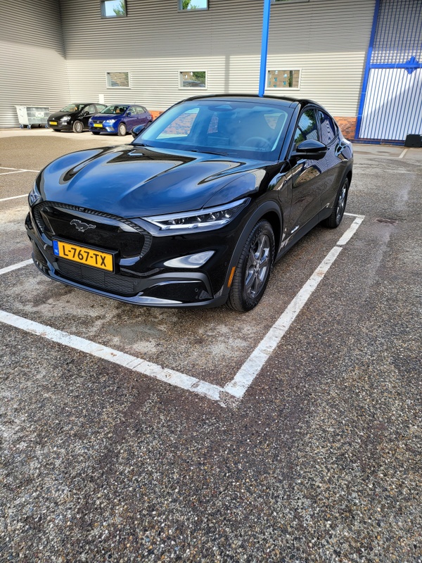 Afbeeldingslocatie: https://tweakers.net/i/eAGQbWpv9TkFH7mDEjXfCzTgMVw=/x800/filters:strip_icc():strip_exif()/f/image/VzCSEFytsEeogaNUI1VP2By7.jpg?f=fotoalbum_large