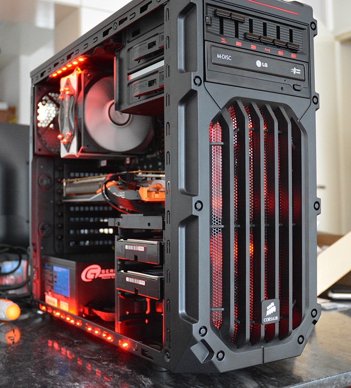 Corsair Carbide SPEC-03 Red Led - Simoonzel - Product reviews - Tweakers