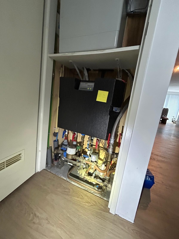 Afbeeldingslocatie: https://tweakers.net/i/eKVnNoVlgNRXfOUsBtIFEoQpcks=/x800/filters:strip_icc():strip_exif()/f/image/GbXrF2SlsHzCsg31TmniCai1.jpg?f=fotoalbum_large