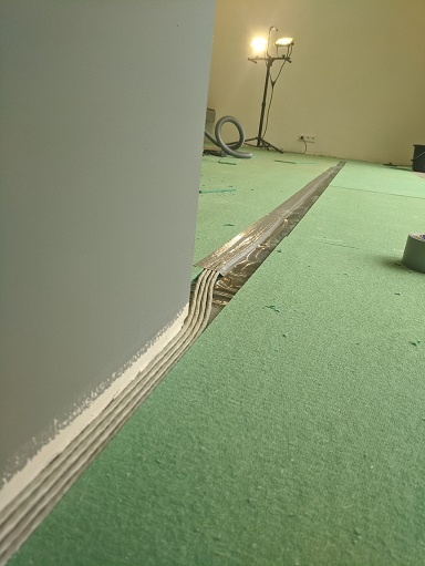 Afbeeldingslocatie: https://tweakers.net/i/eOpojhVUWfh1deDqGTKYVHD5yQw=/f/image/wqWtPU26QBy7aF7PwON0M5L0.jpg