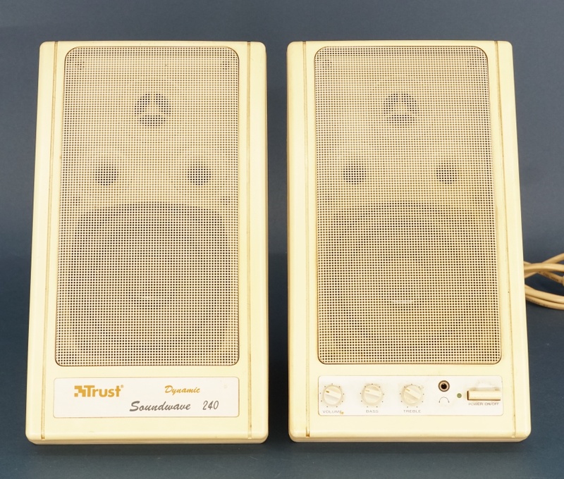 Afbeeldingslocatie: https://tweakers.net/i/eQsNSpJWj3h8wOEe40C_OkWlgdA=/800x/filters:strip_icc():strip_exif()/f/image/nOLXAah17HAYGK4qyz0iT4Qi.jpg?f=fotoalbum_large